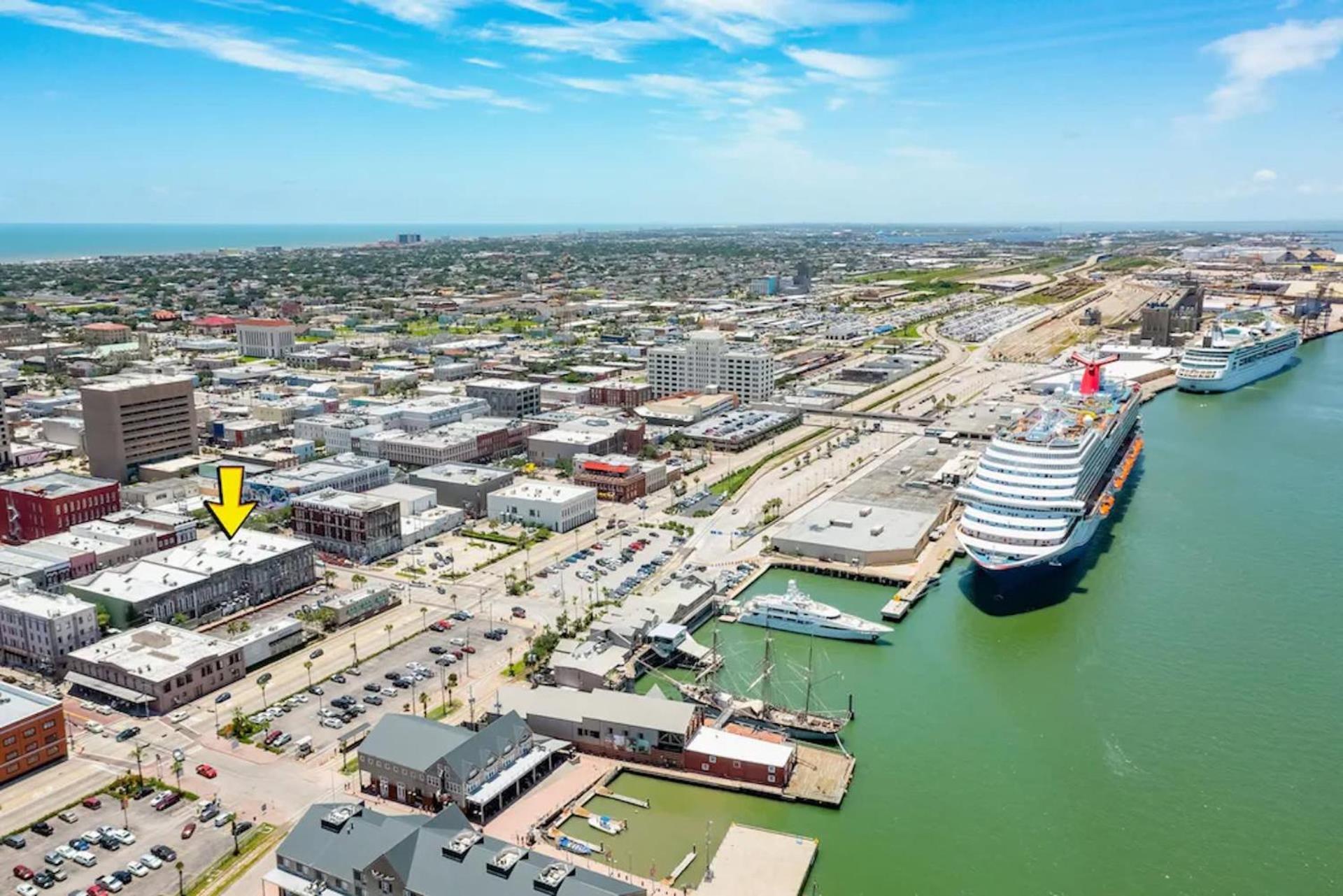 Historic Strand Lofts By 3Rd Coast Getaways Apartment Galveston Exterior photo