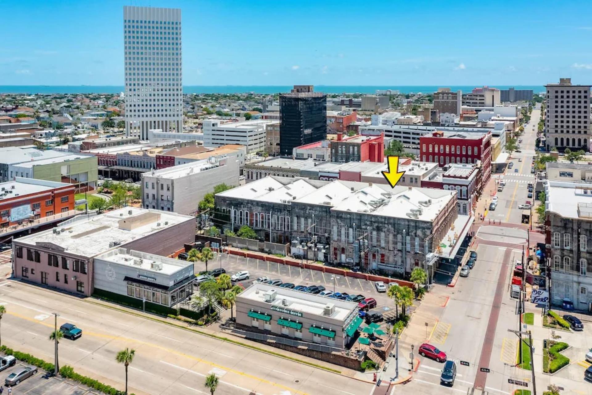 Historic Strand Lofts By 3Rd Coast Getaways Apartment Galveston Exterior photo