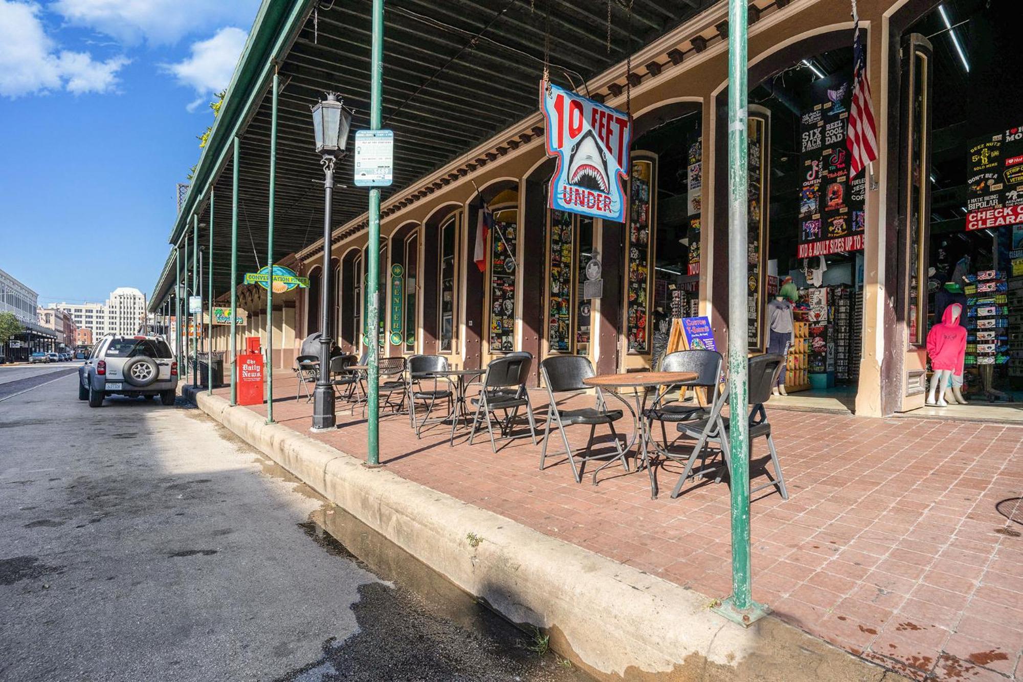 Historic Strand Lofts By 3Rd Coast Getaways Apartment Galveston Exterior photo